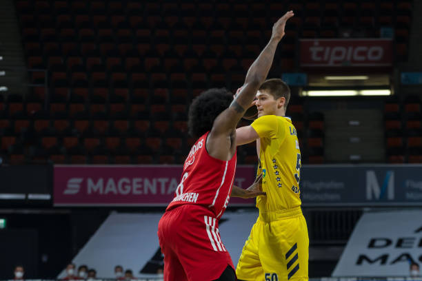 选择上表现 选择上表现